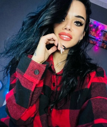 Анкета проститутки Мирослава - город Гиляны, 20 лет, №3263